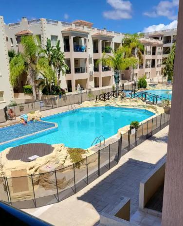 Апартаменты Noyas Place- Amazing 2bdrm With Swimming Pool Complex