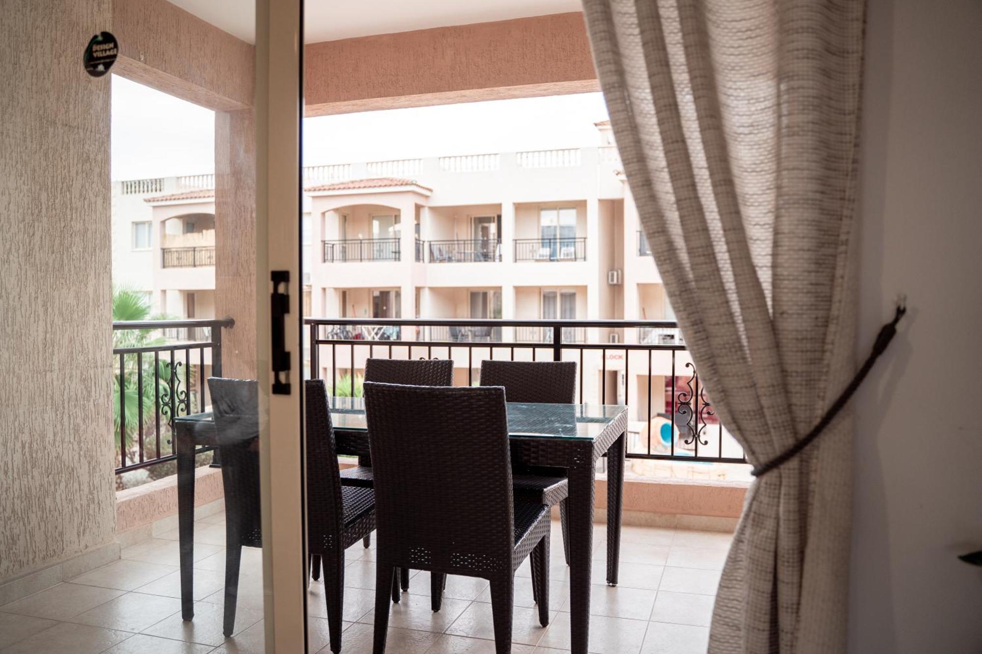Апартаменты Noyas Place- Amazing 2bdrm With Swimming Pool Complex *